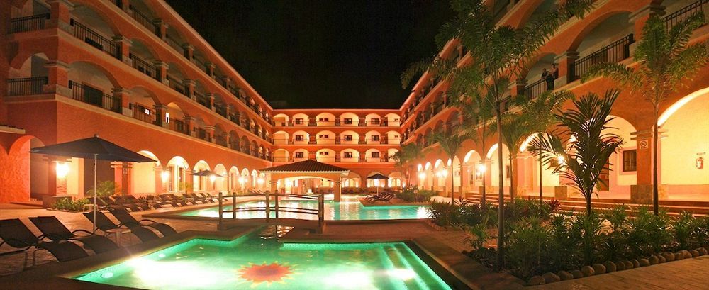 Marina Park Plaza Aparthotel Huatulco Exterior photo